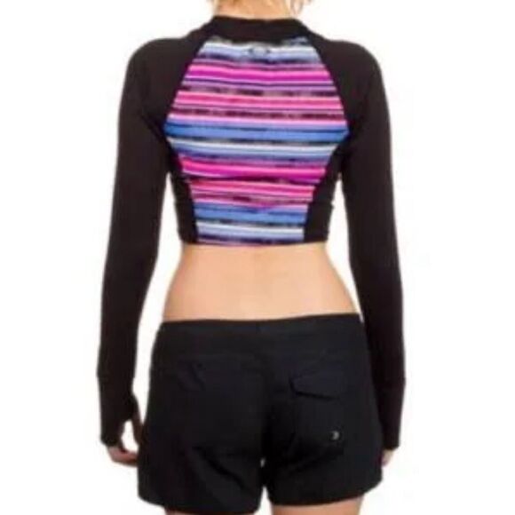 Oakley Long Sleeve Rash Guard Sz M NWOT - Picture 3 of 4